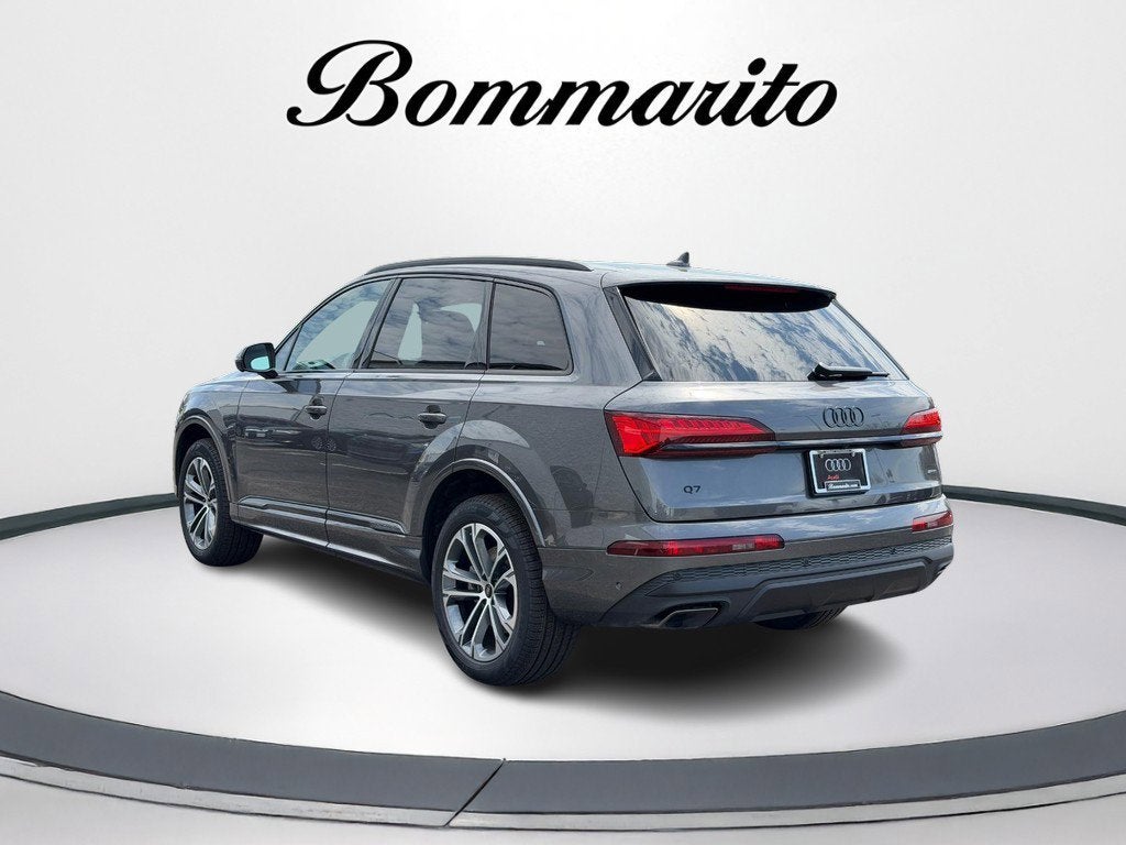 2026 Audi Q7 Premium
