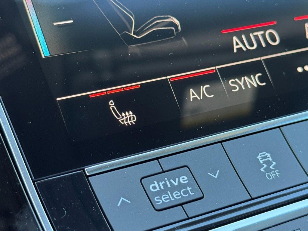 2026 Audi Q7 Premium