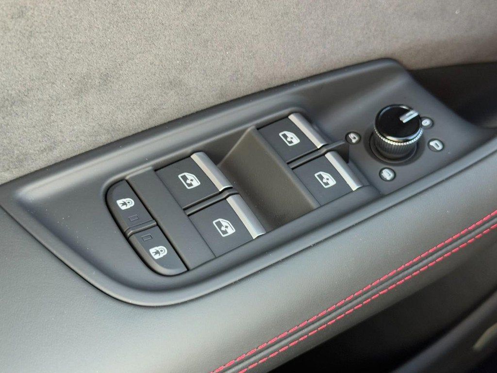 2026 Audi SQ8 Prestige