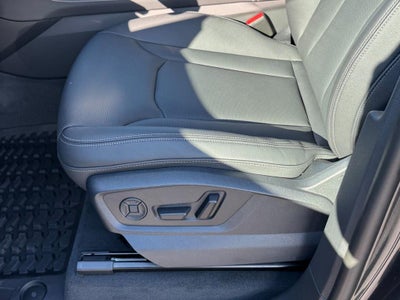 2026 Audi Q8 Premium Plus