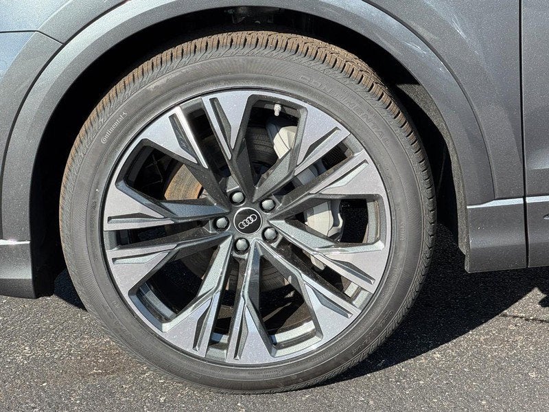 2026 Audi Q8 Premium Plus