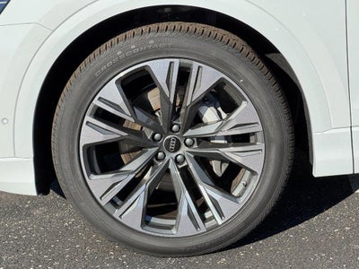 2026 Audi Q8 Premium Plus