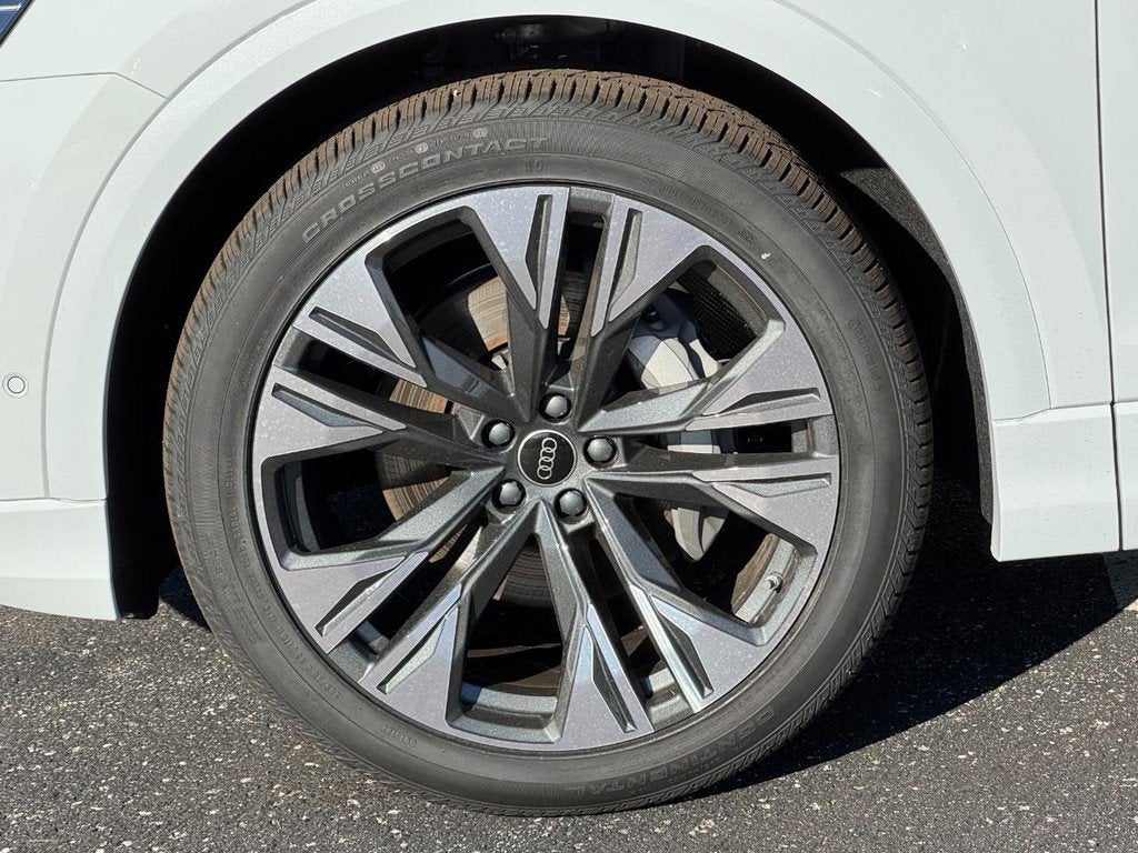 2026 Audi Q8 Premium Plus