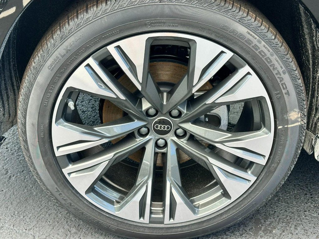 2026 Audi Q8 Premium Plus