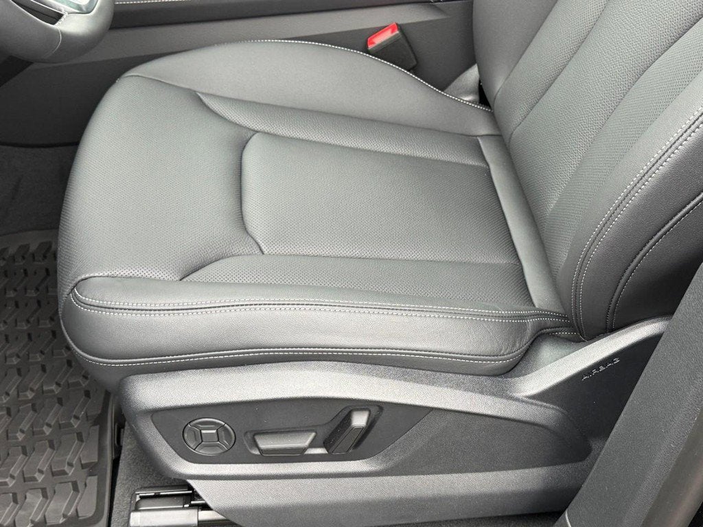 2026 Audi Q8 Premium Plus