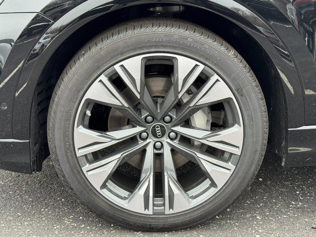 2026 Audi Q8 Premium Plus