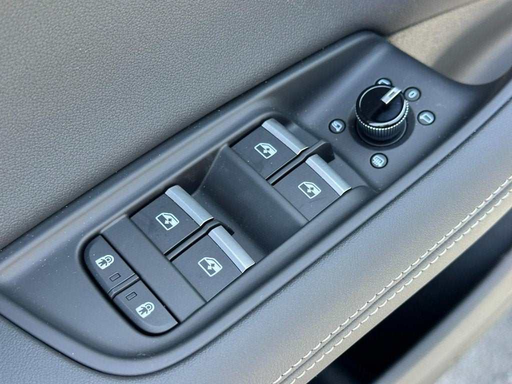 2026 Audi Q8 Premium Plus