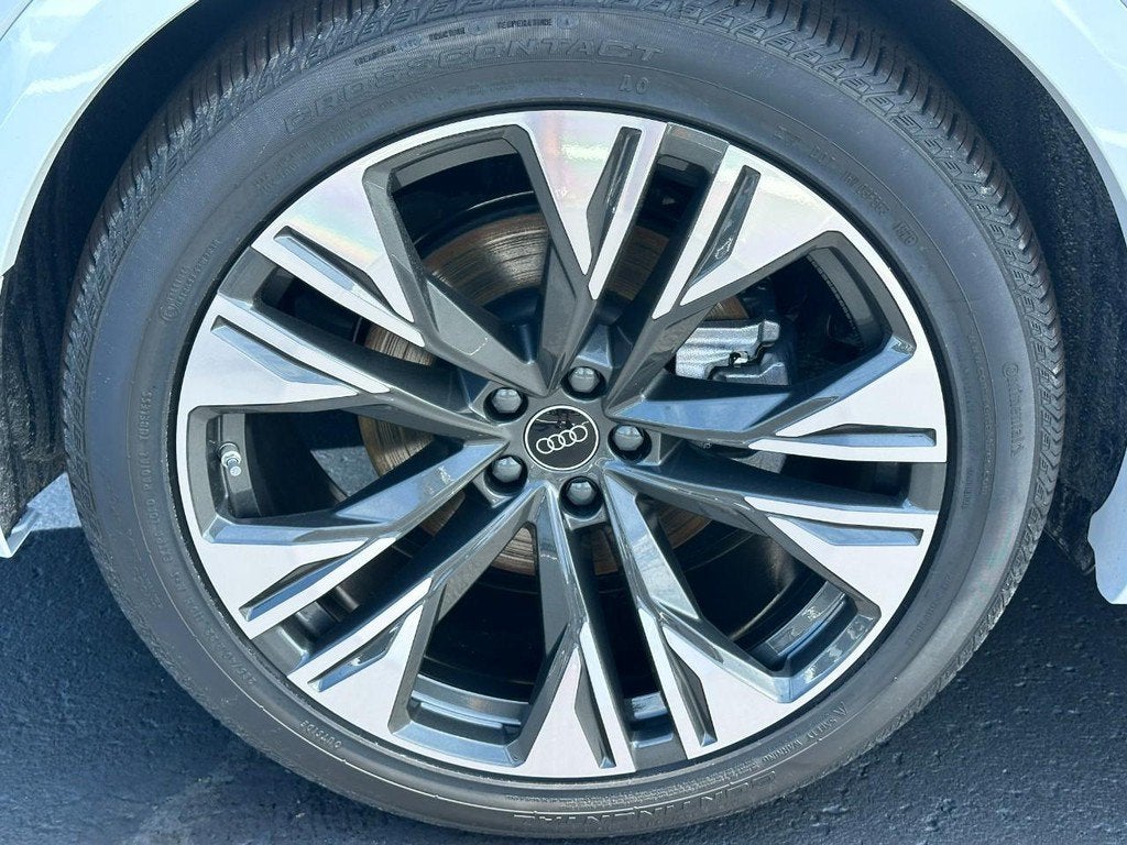 2026 Audi Q8 Premium Plus
