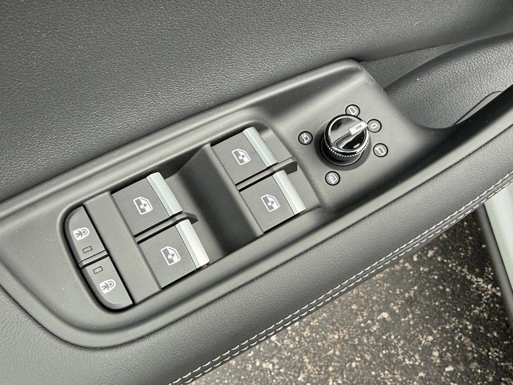 2026 Audi Q8 Premium Plus