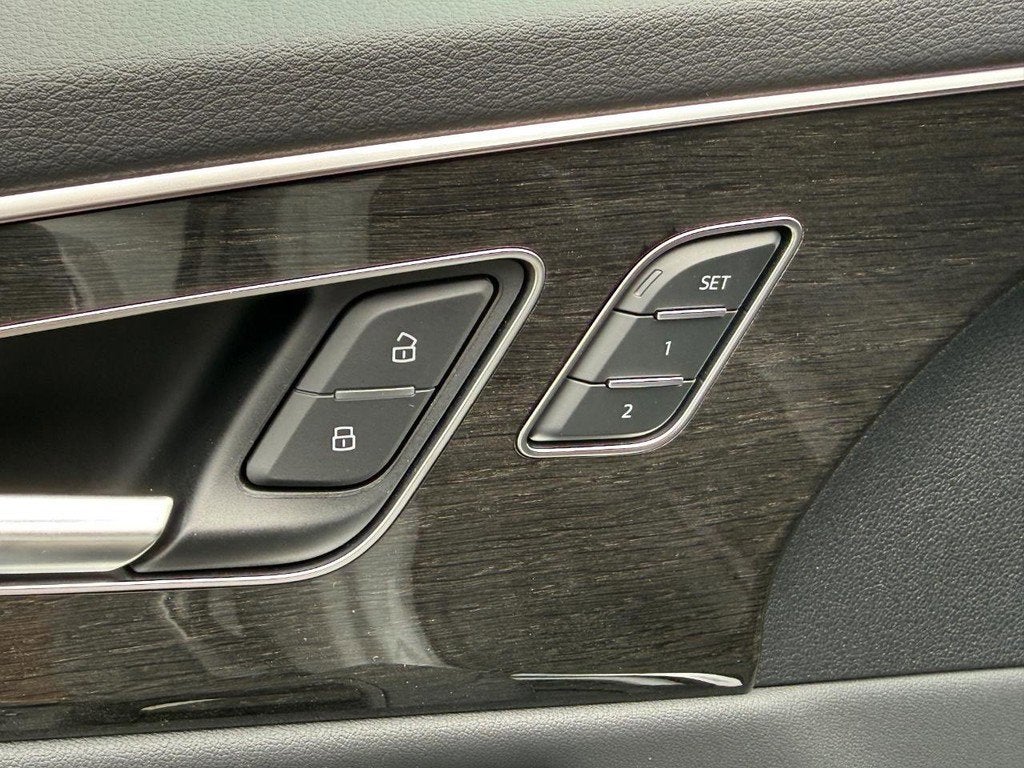 2026 Audi Q8 Premium Plus