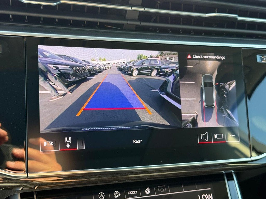 2026 Audi Q7 Premium Plus