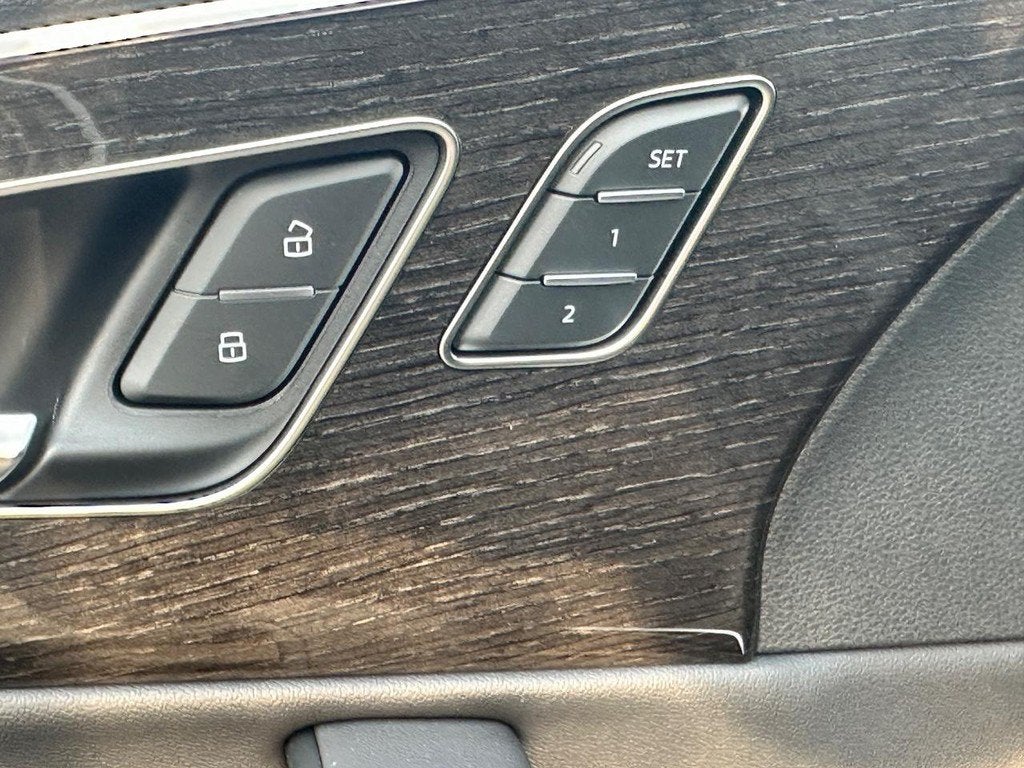 2026 Audi Q7 Premium Plus
