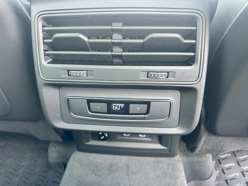 2026 Audi Q7 Premium Plus