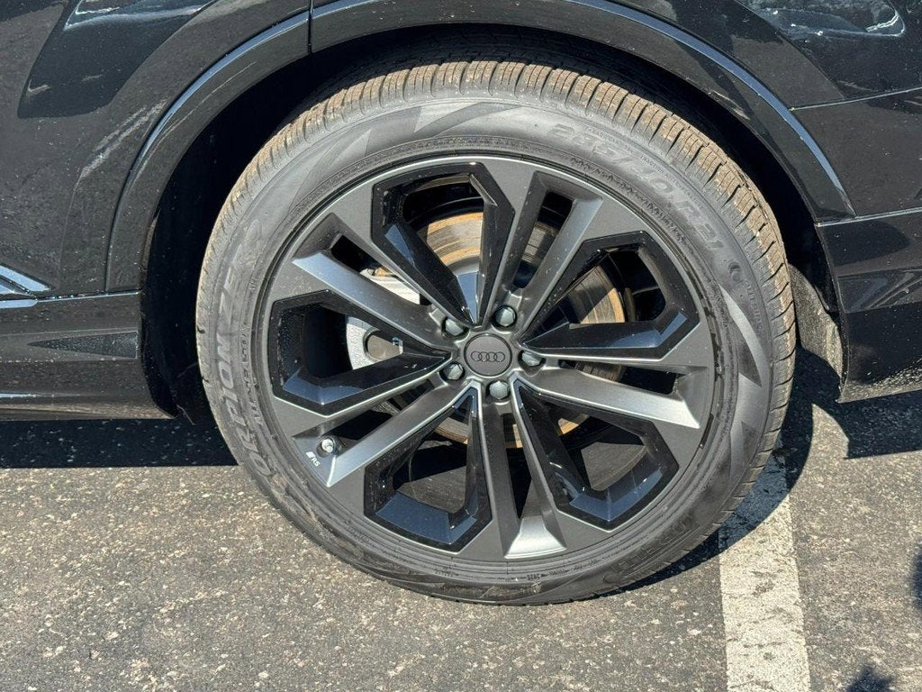 2026 Audi Q7 Premium Plus