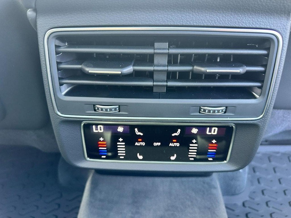 2026 Audi Q7 S line Premium Plus