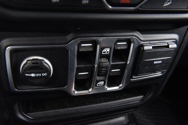 2020 Jeep Wrangler Unlimited Sahara 4WD