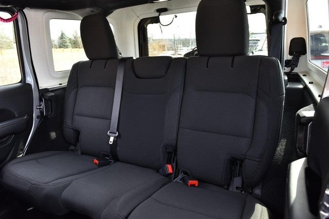 2020 Jeep Wrangler Unlimited Sahara 4WD