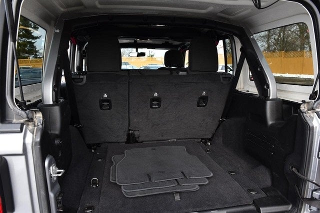 2020 Jeep Wrangler Unlimited Sahara 4WD