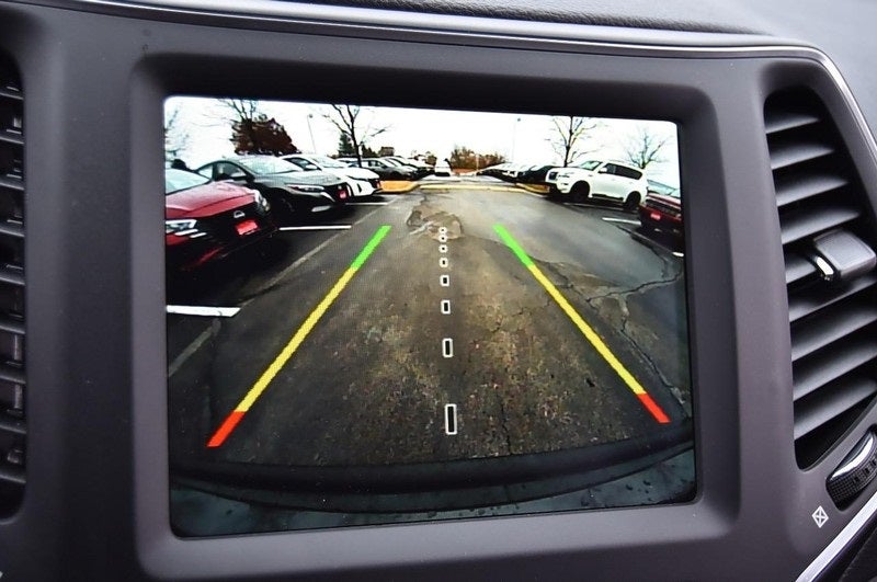 2023 Jeep Cherokee Altitude 4WD