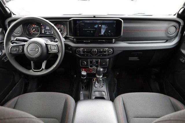 2025 Jeep Wrangler Rubicon 4X4