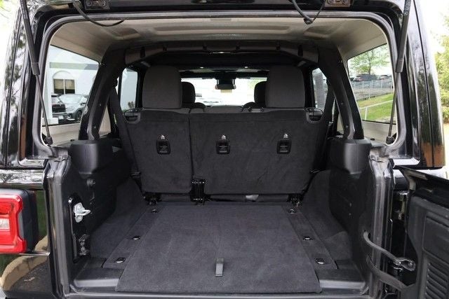 2025 Jeep Wrangler Rubicon 4X4