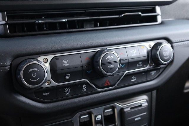 2025 Jeep Wrangler Rubicon 4X4