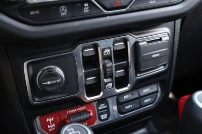 2025 Jeep Wrangler Rubicon 4X4