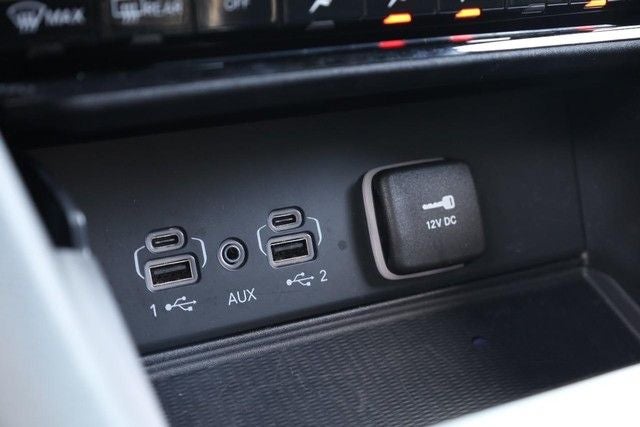 2025 Jeep Grand Cherokee Altitude 4WD