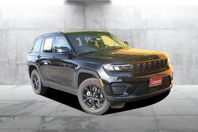 2025 Jeep Grand Cherokee Altitude 4WD