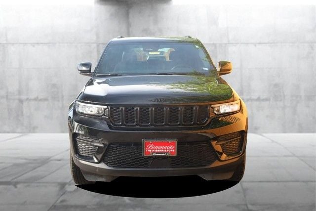 2025 Jeep Grand Cherokee Altitude 4WD