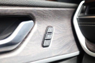 2022 Jeep Grand Cherokee L Limited 4WD w/ Panoramic Moonroof [MotorTrend Certified]