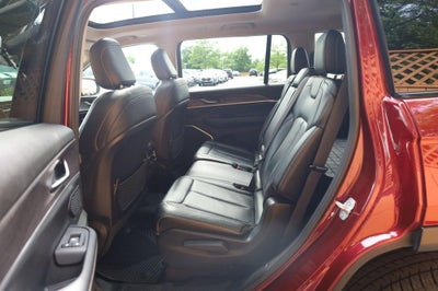 2022 Jeep Grand Cherokee L Limited 4WD w/ Panoramic Moonroof [MotorTrend Certified]