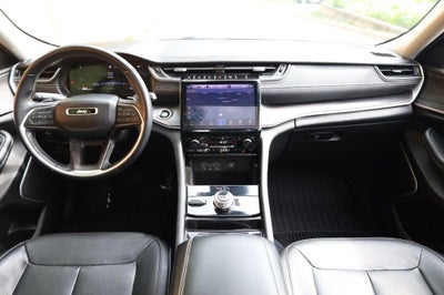 2022 Jeep Grand Cherokee L Limited 4WD w/ Panoramic Moonroof [MotorTrend Certified]