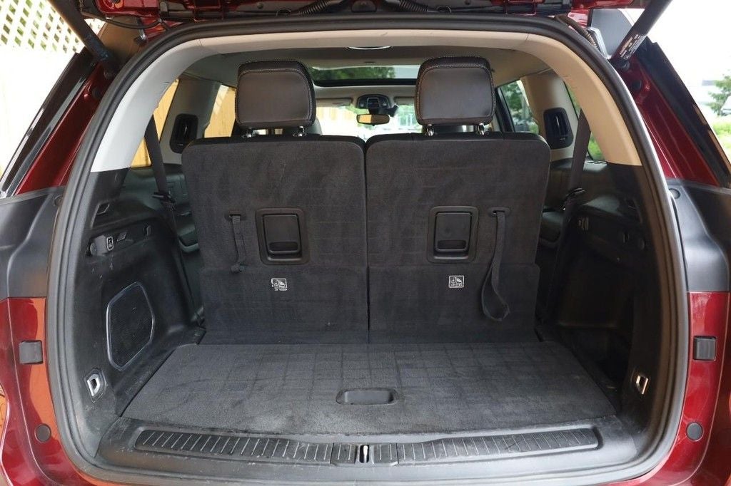 2022 Jeep Grand Cherokee L Limited 4WD w/ Panoramic Moonroof [MotorTrend Certified]