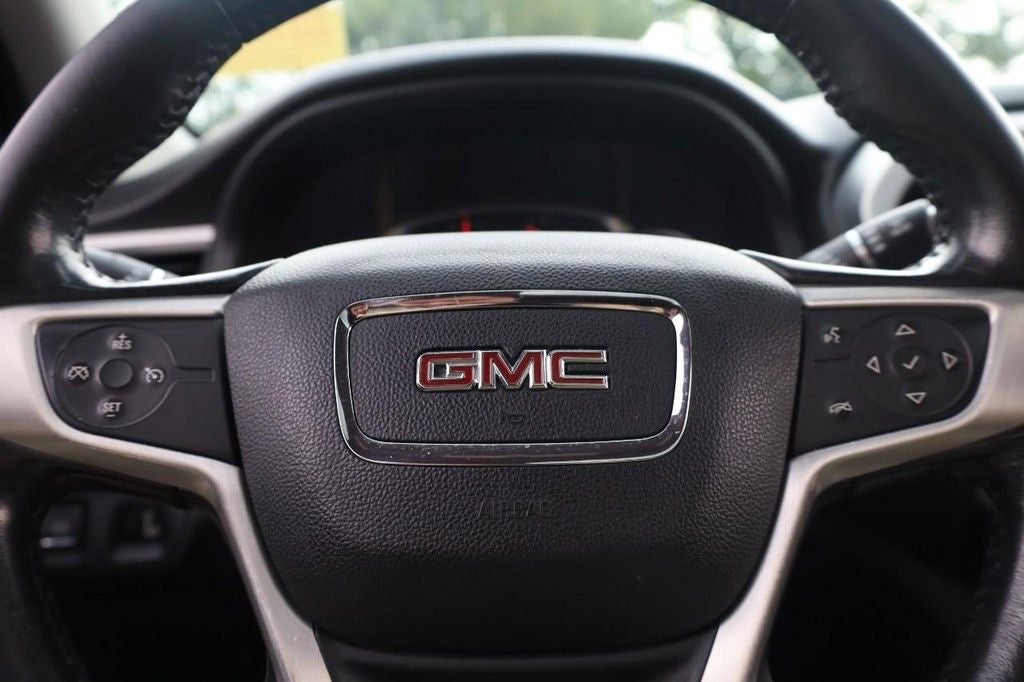 2020 GMC Acadia SLT