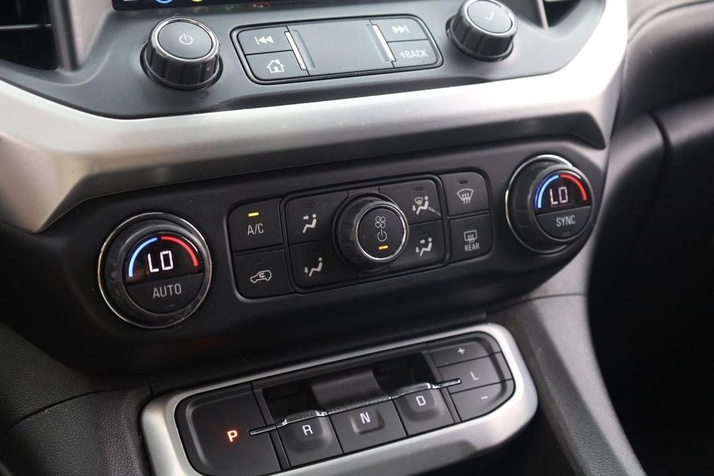 2020 GMC Acadia SLT