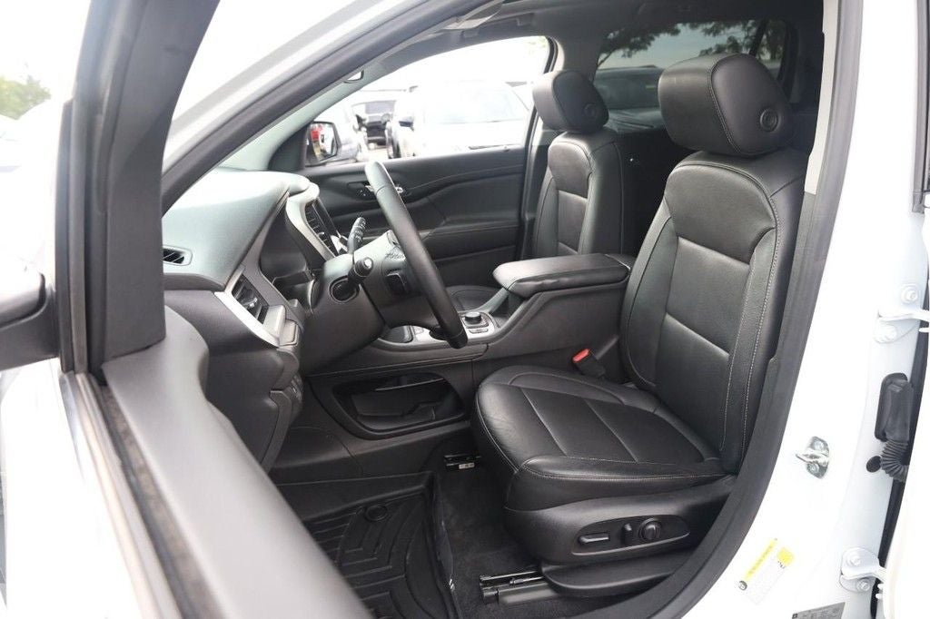 2020 GMC Acadia SLT