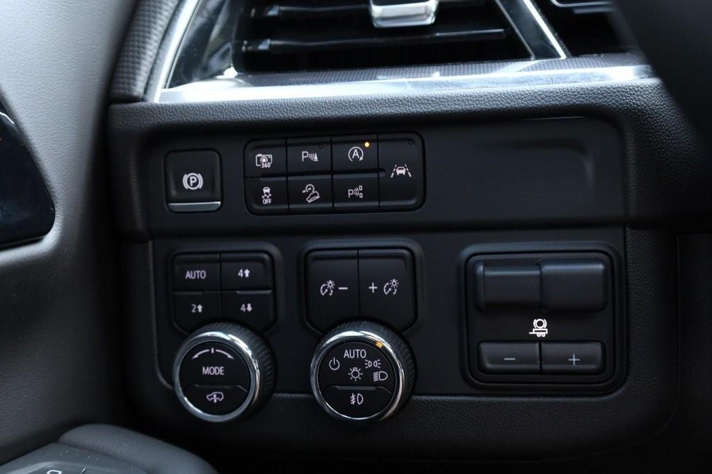 2025 Chevrolet Tahoe RST