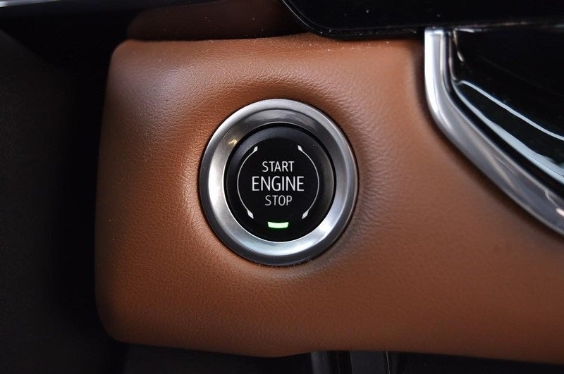 2024 GMC Canyon AT4 4WD Technology & Trailering Packages