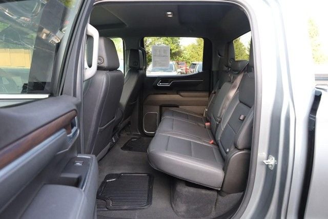 2025 GMC Sierra 1500 SLT 4WD [MotorTrend Certified]
