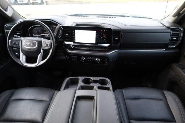 2025 GMC Sierra 1500 SLT 4WD [MotorTrend Certified]