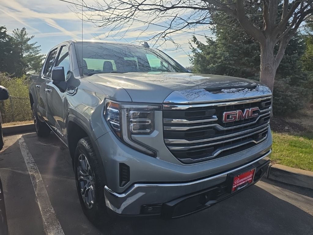 2025 GMC Sierra 1500 SLT 4WD [MotorTrend Certified]