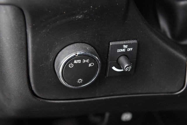 2024 GMC Savana 2500 Cargo Van Convenience & Chrome Appearance Packages