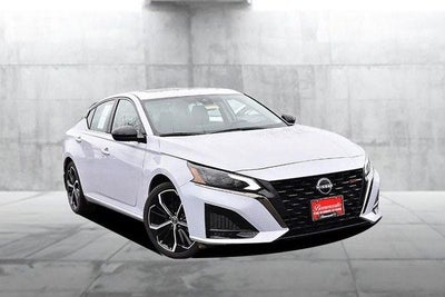 2024 Nissan Altima SR