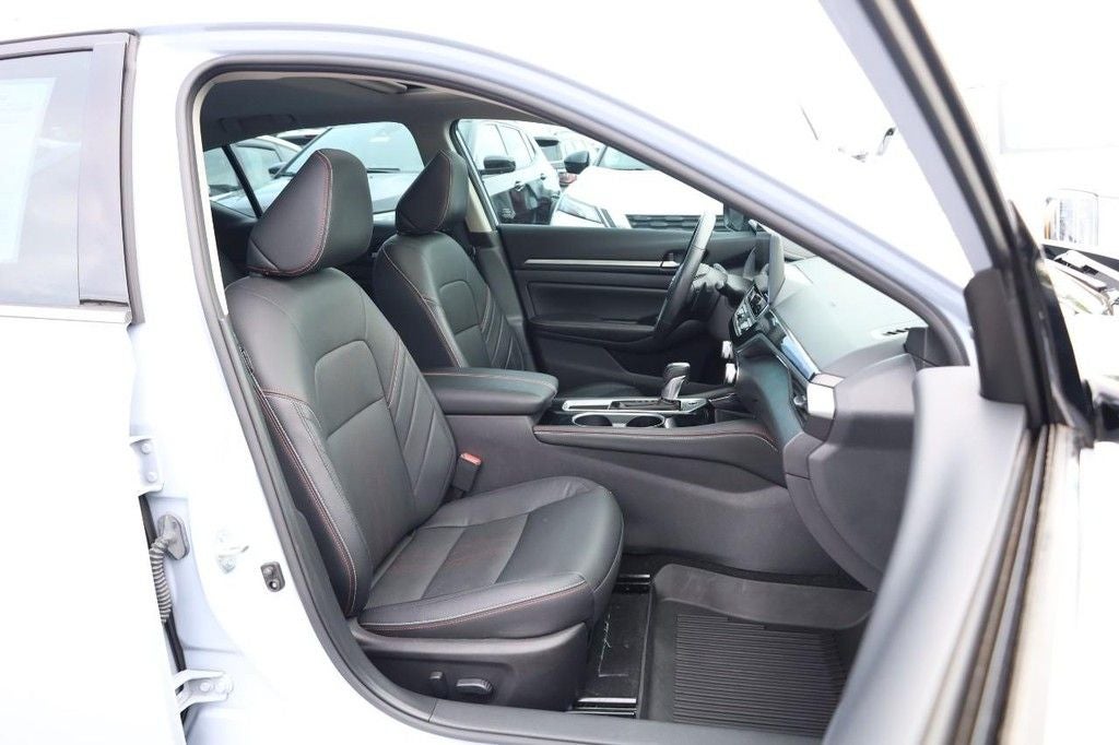 2024 Nissan Altima SR