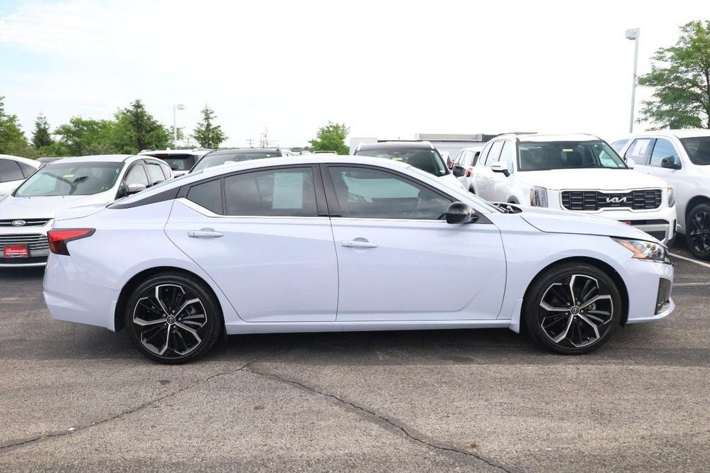 2024 Nissan Altima SR