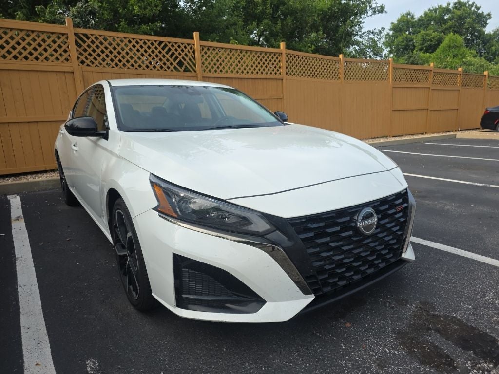 2024 Nissan Altima SR