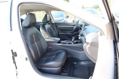 2024 Nissan Altima SR