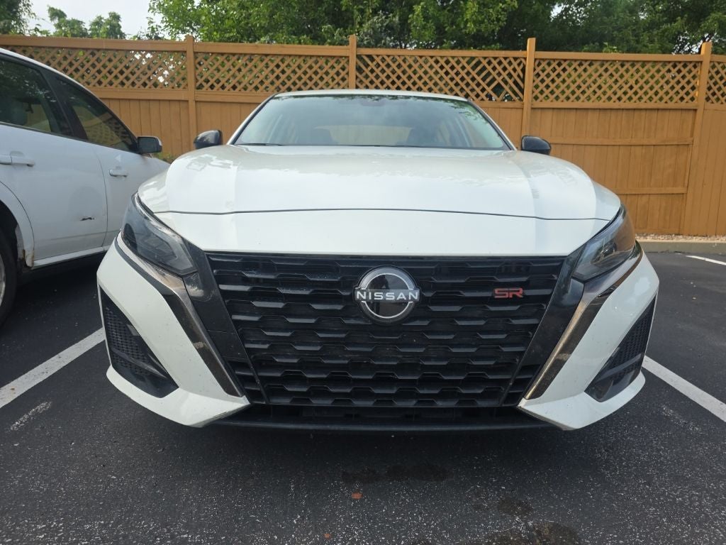 2024 Nissan Altima SR