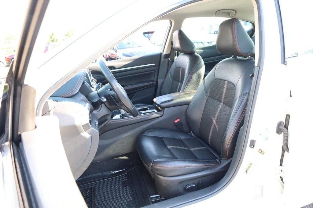 2024 Nissan Altima SR